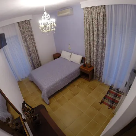 Aparthotel Akrotiri Neos Marmaras