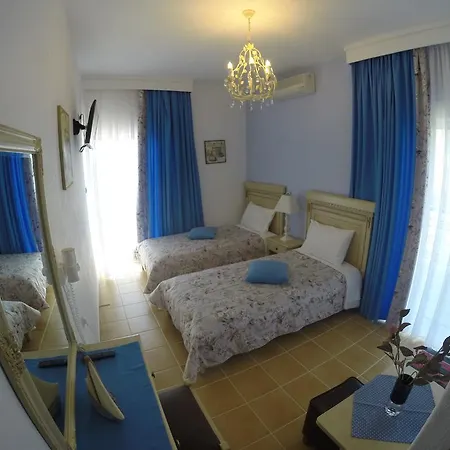 Akrotiri Neos Marmaras