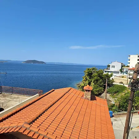 Aparthotel Akrotiri Neos Marmaras