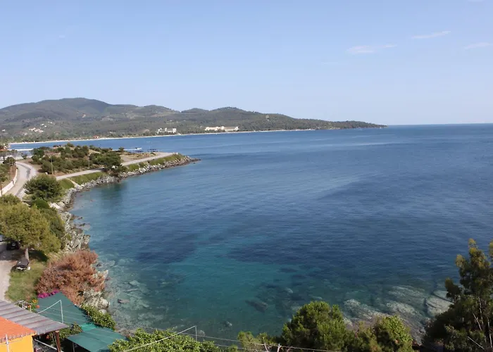 Akrotiri Néos Marmarás