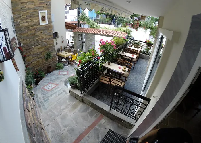 Akrotiri Apart-hotel