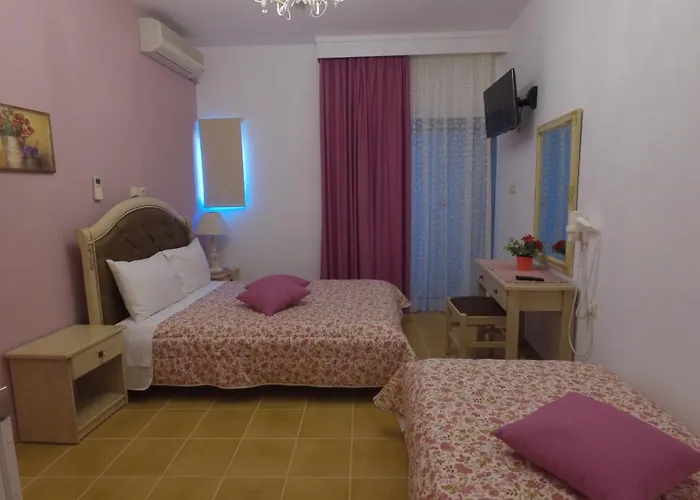 Akrotiri Néos Marmarás